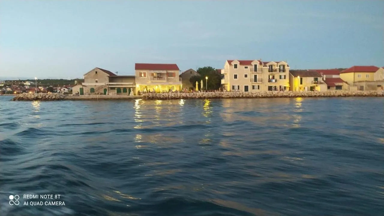 Clover Apartman Zadar Apartment