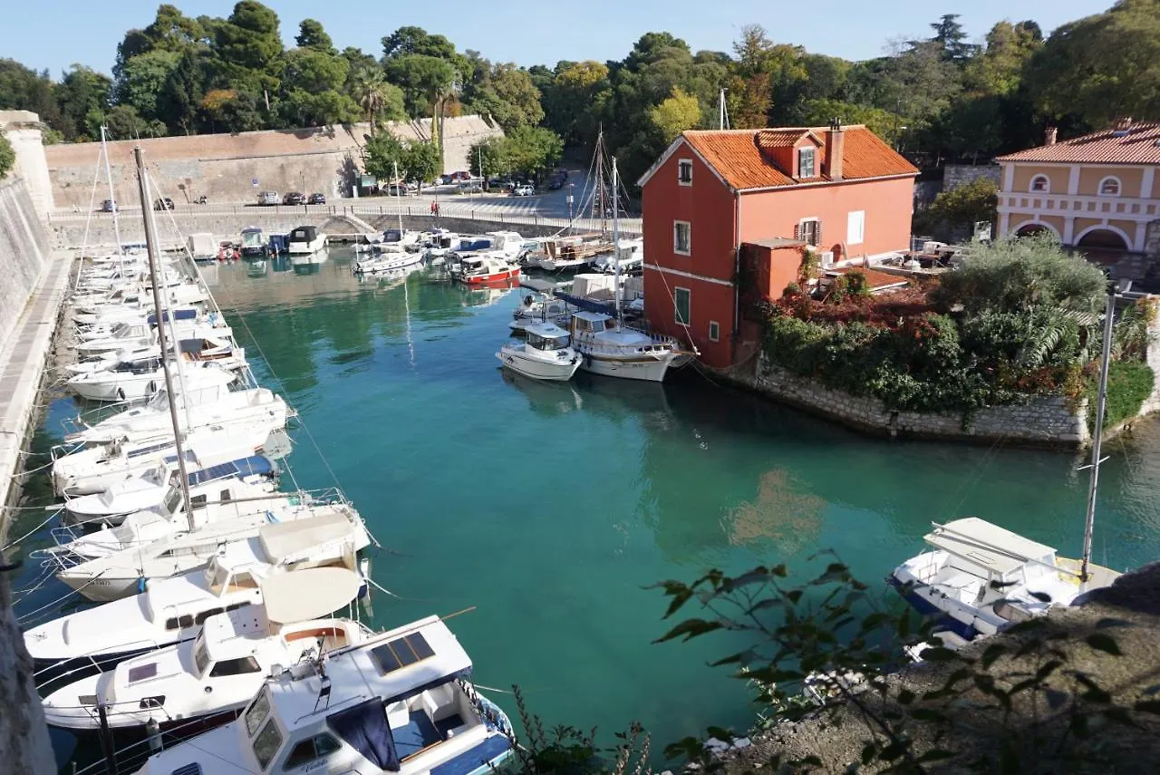 Clover Apartman Zadar 0*,  Croatia